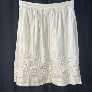 Boden white cotton dirndl with white embroidered detail @hem w/pockets